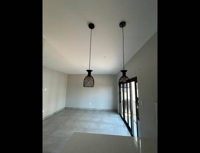 2 BEDROOM PROPERTY TO RENT IN FAERIE GLEN